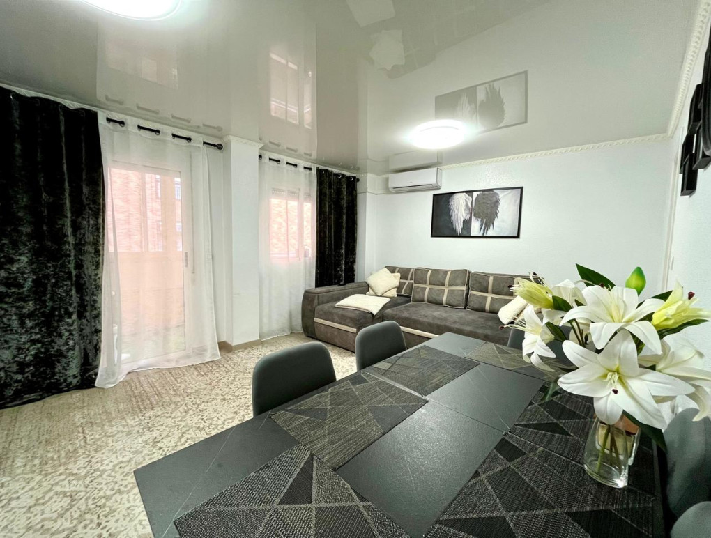 Resale - Apartment - Torrevieja