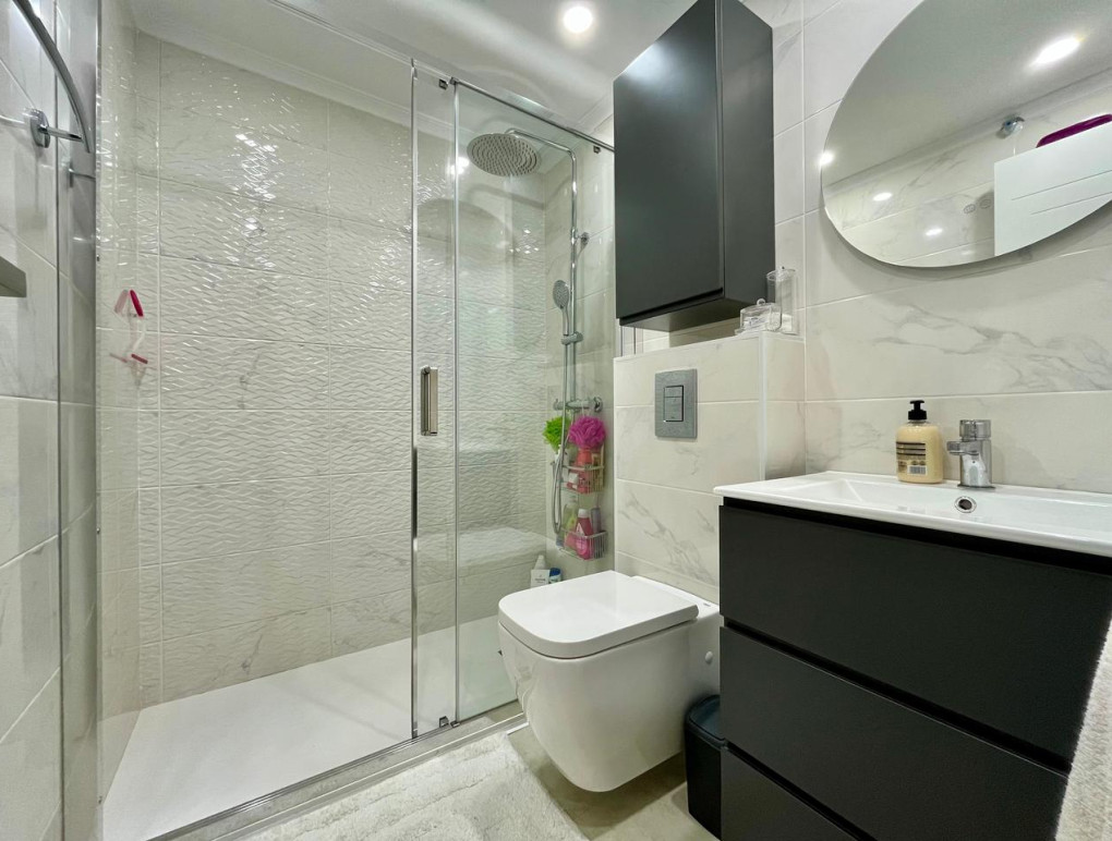 Resale - Apartment - Torrevieja