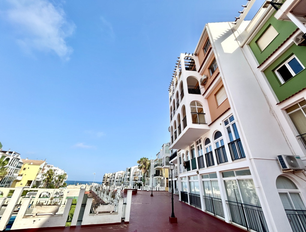 Resale - Apartment - Torrevieja