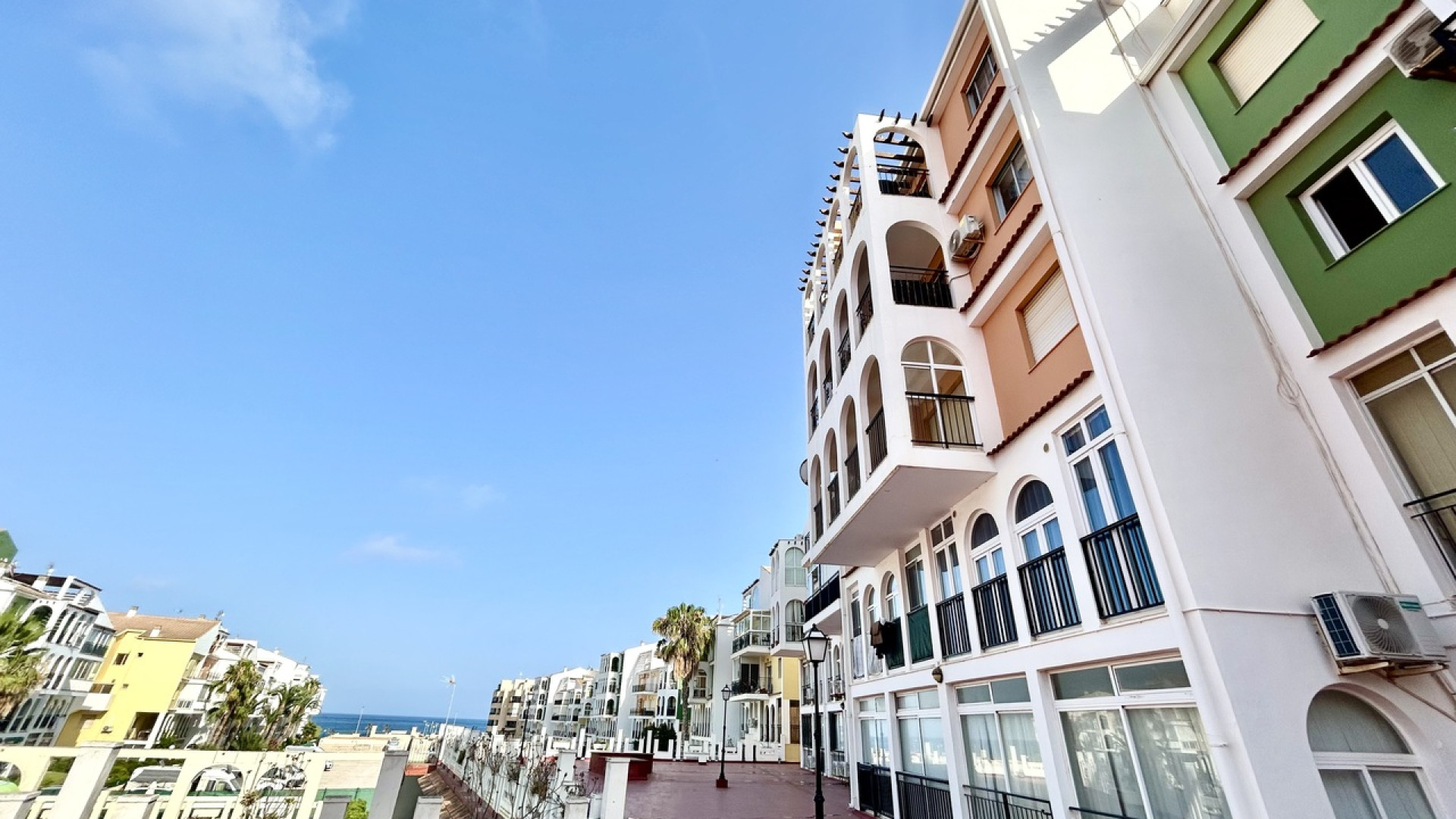 Resale - Apartment - Torrevieja