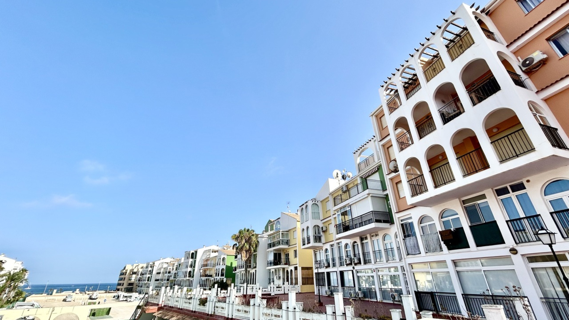 Resale - Apartment - Torrevieja