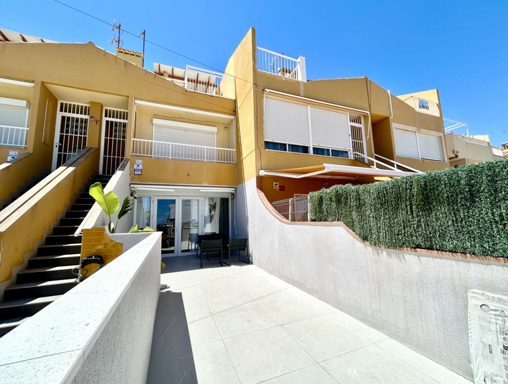 Resale - Apartment - Torrevieja