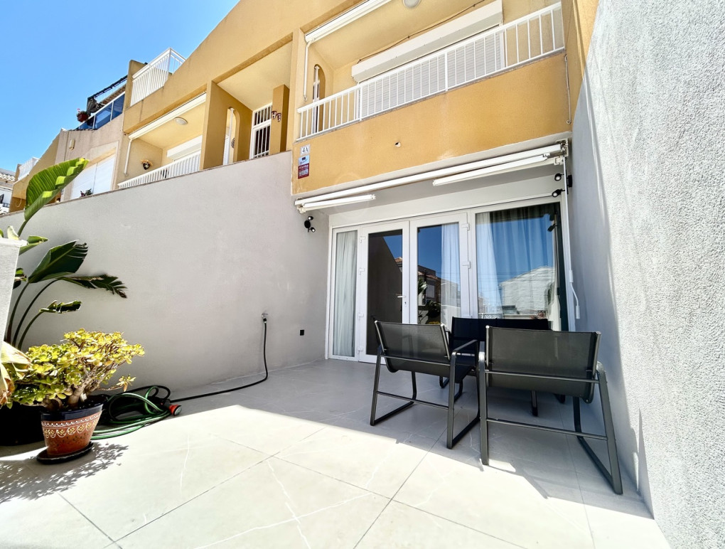 Resale - Apartment - Torrevieja
