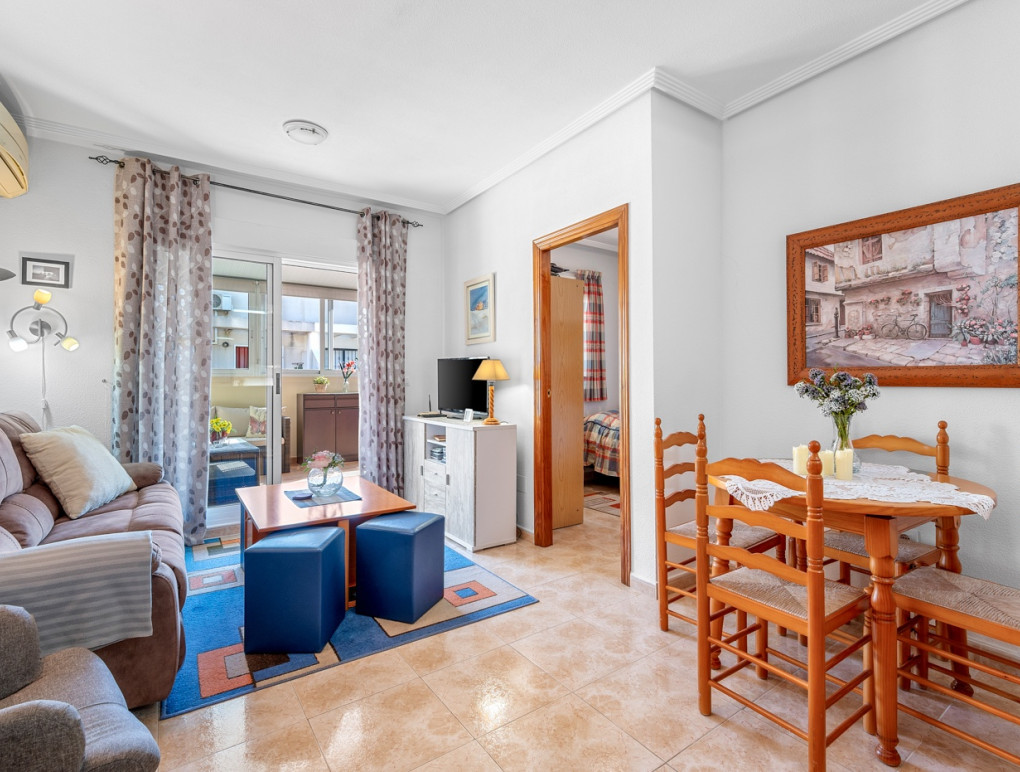 Resale - Apartment - Torrevieja