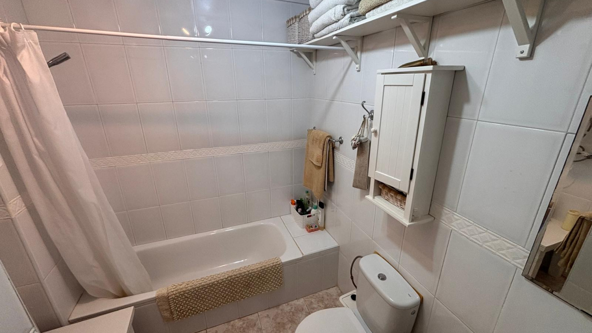 Resale - Apartment - Urbanización Ciudad Quesada