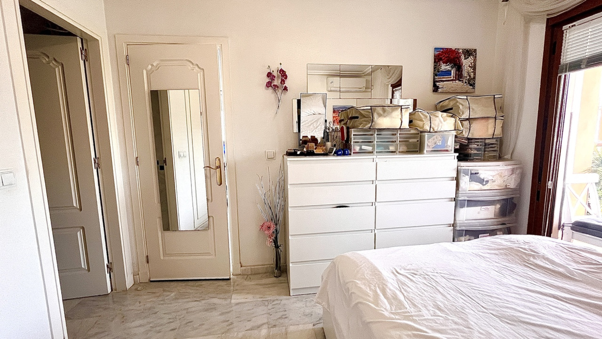 Resale - Apartment - Villamartin