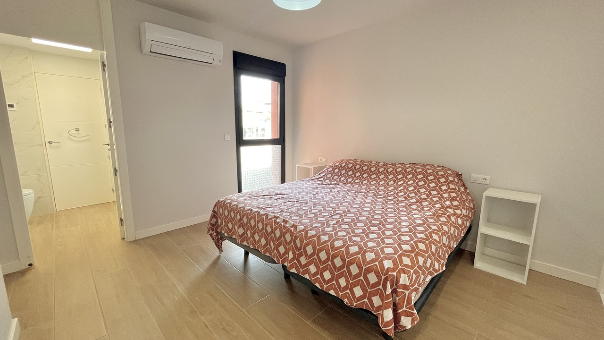 Resale - Apartment - Villamartin