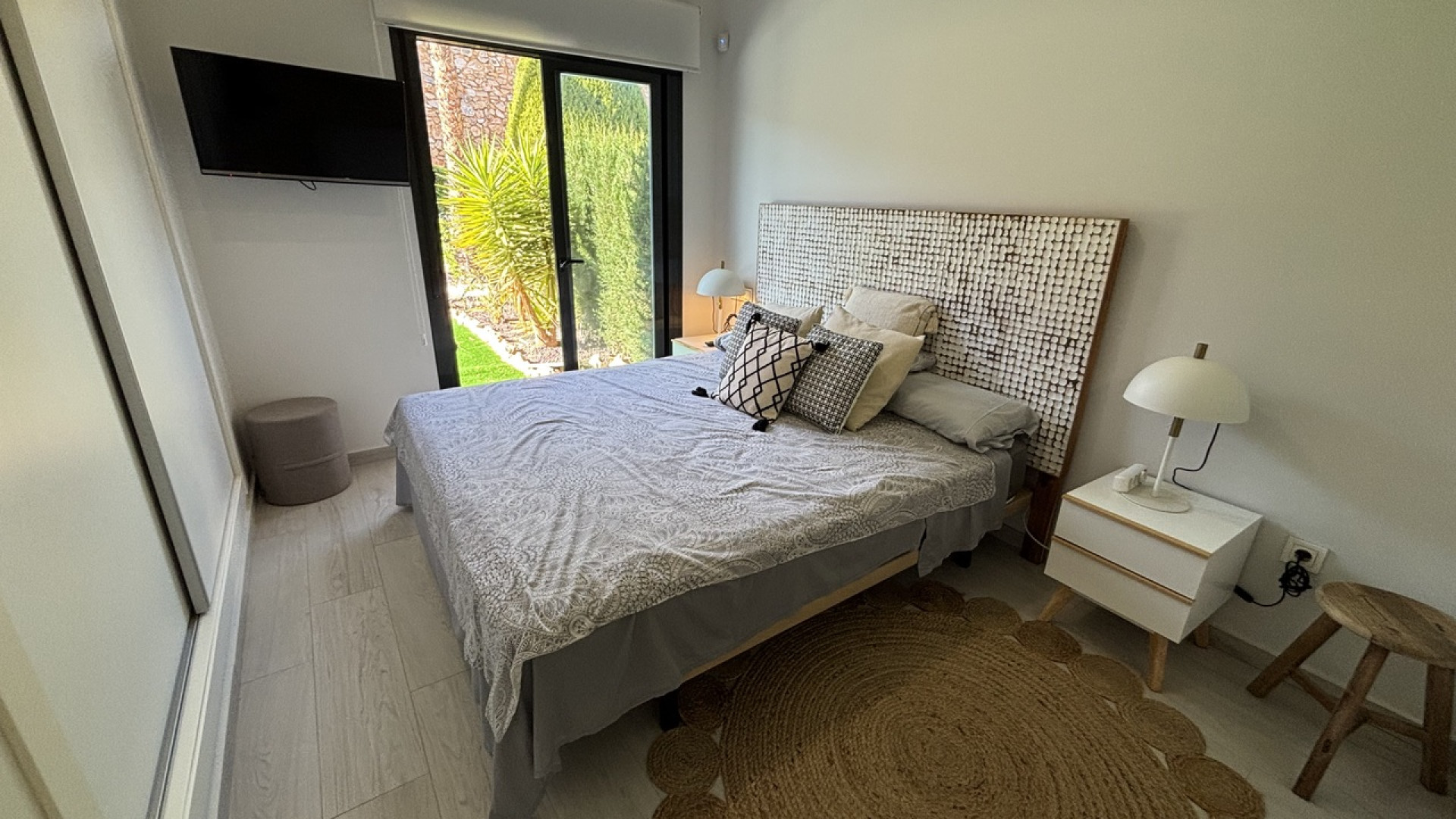 Resale - Apartment - Villamartin