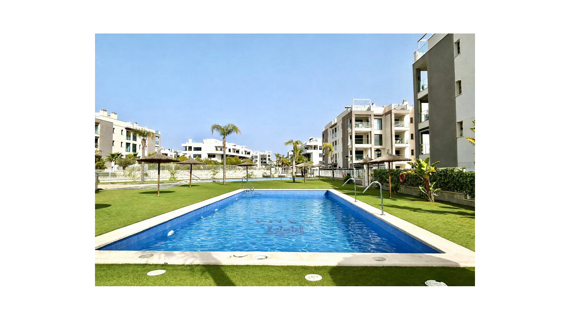 Resale - Apartment - Villamartin