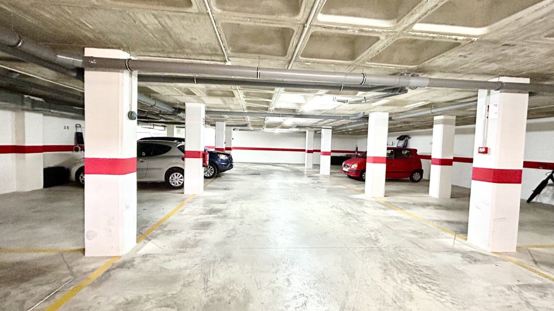 Resale - Apartment - Villamartin