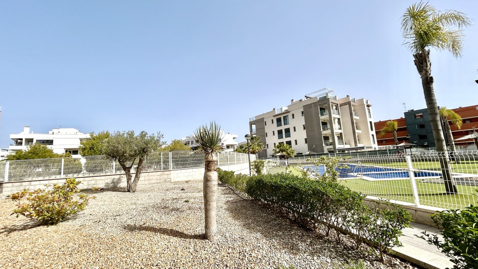 Resale - Apartment - Villamartin