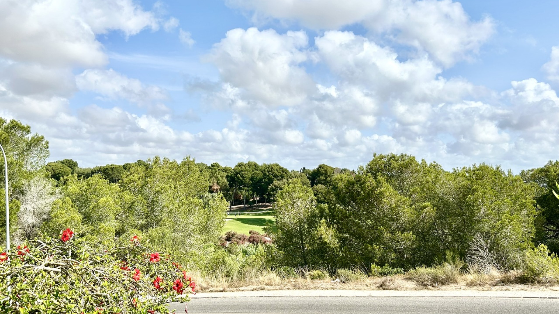 Resale - Apartment - Villamartin