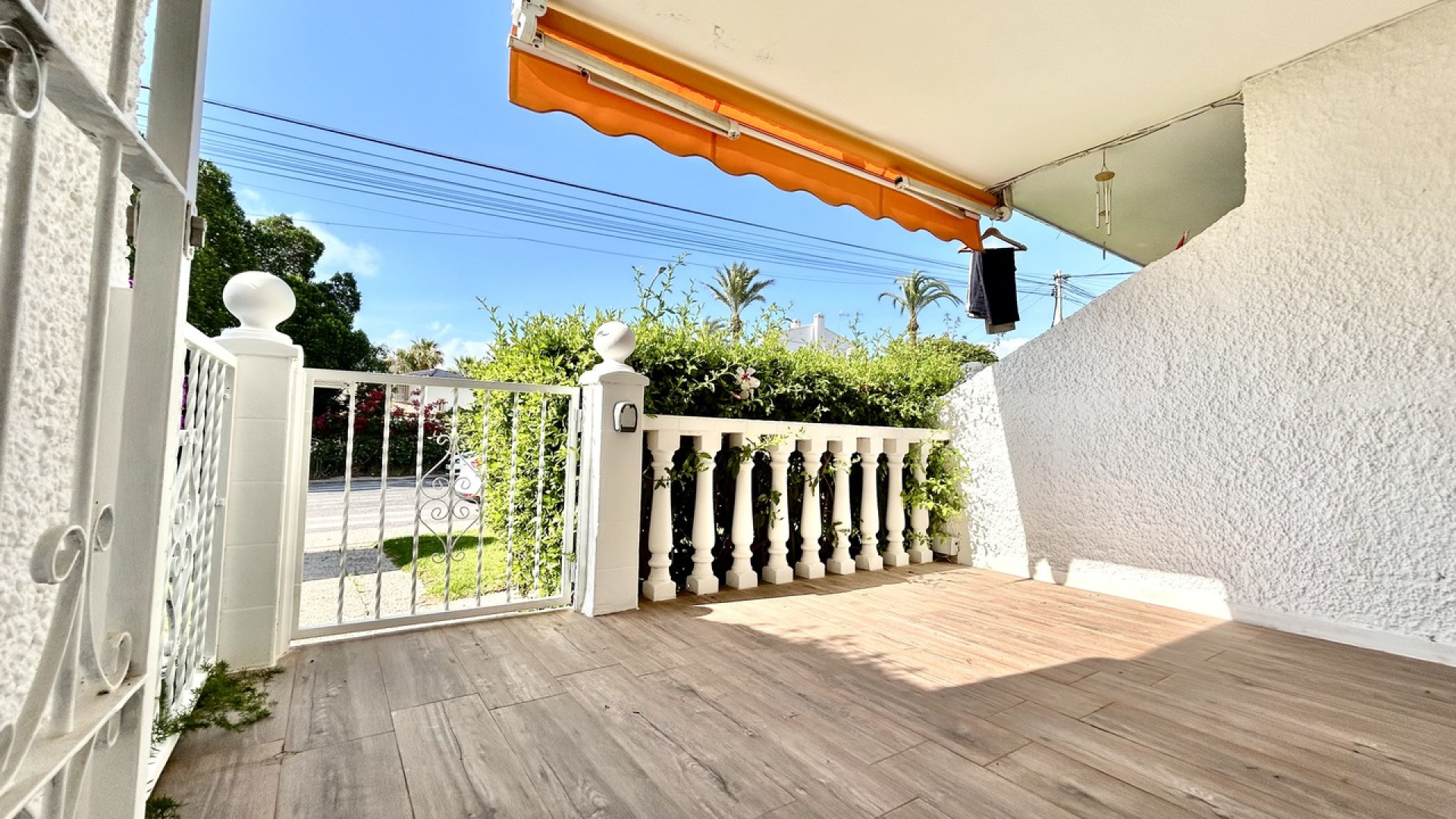 Resale - Apartment - Villamartin