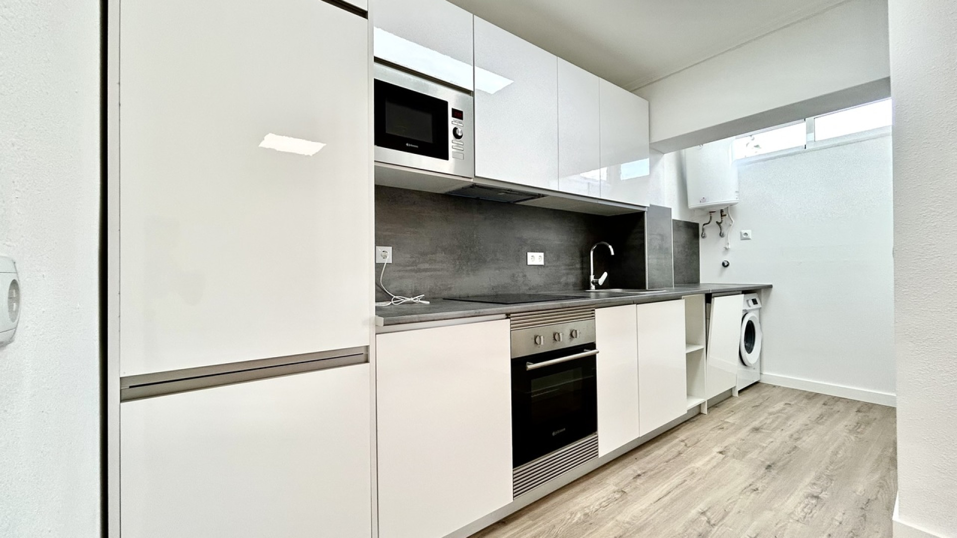Resale - Apartment - Villamartin