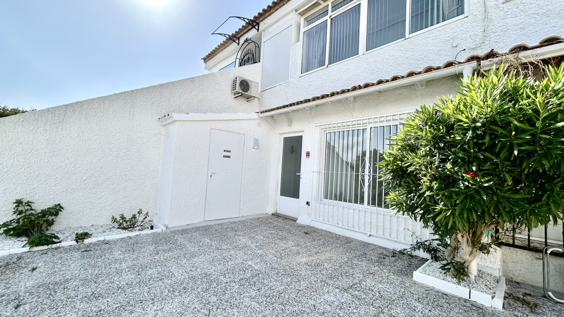 Resale - Apartment - Villamartin