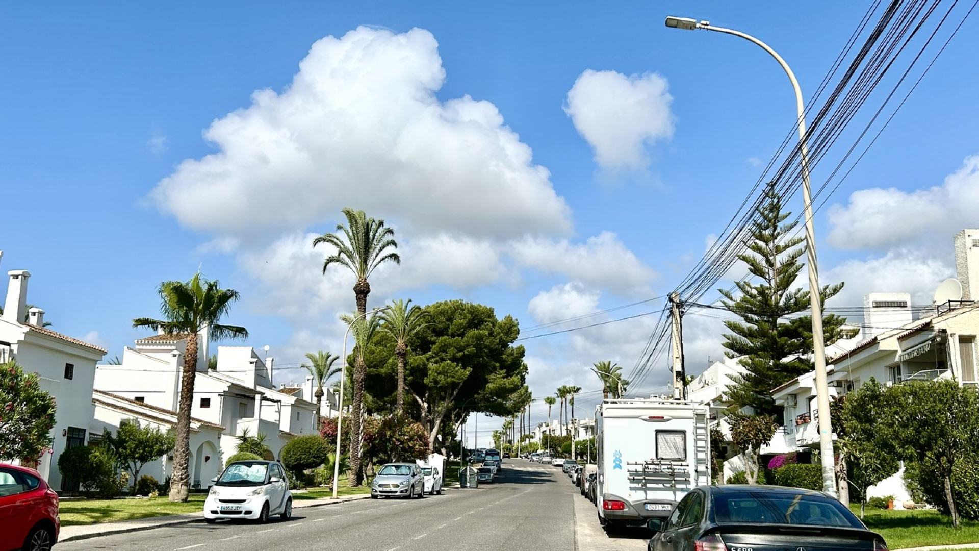 Resale - Apartment - Villamartin