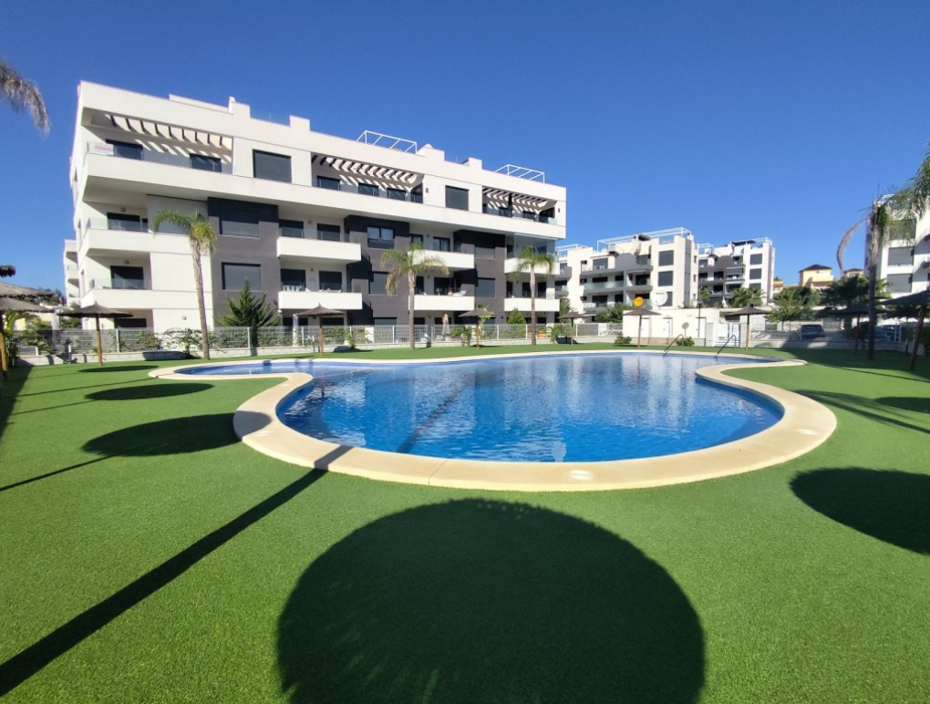 Resale - Apartment - Villamartin