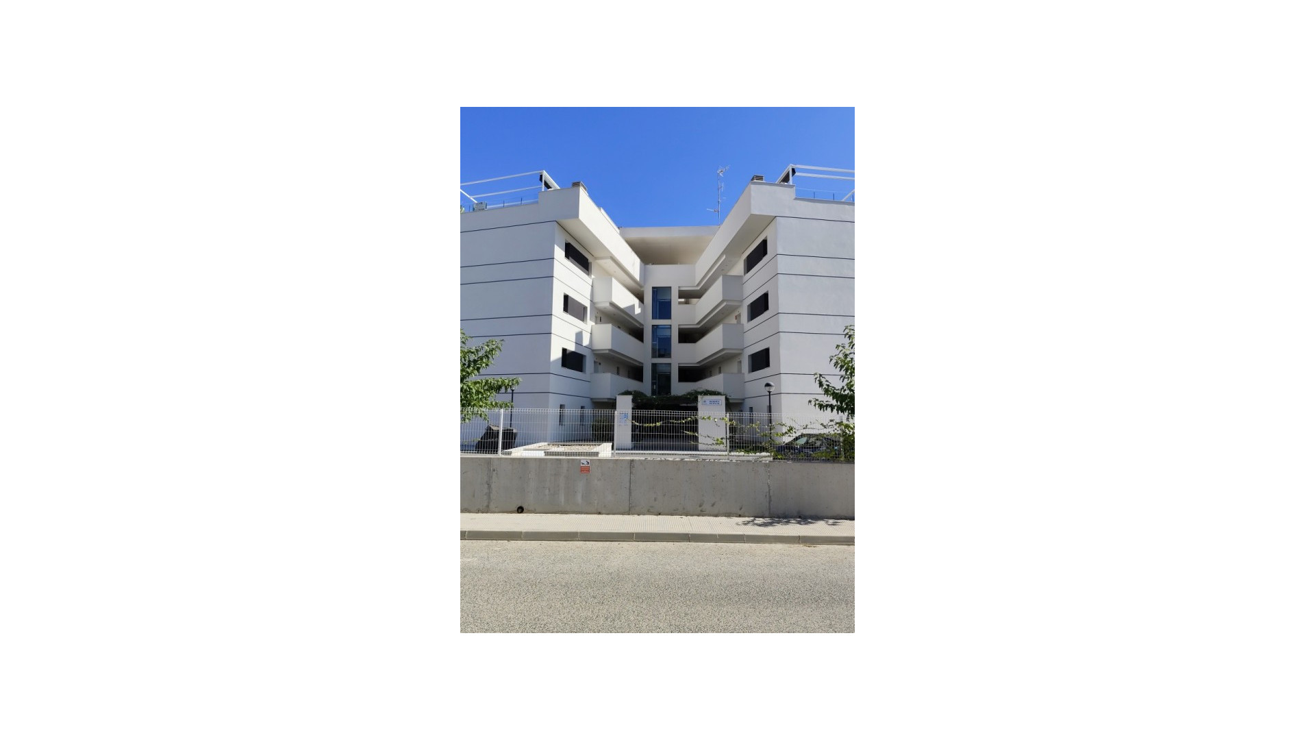 Resale - Apartment - Villamartin