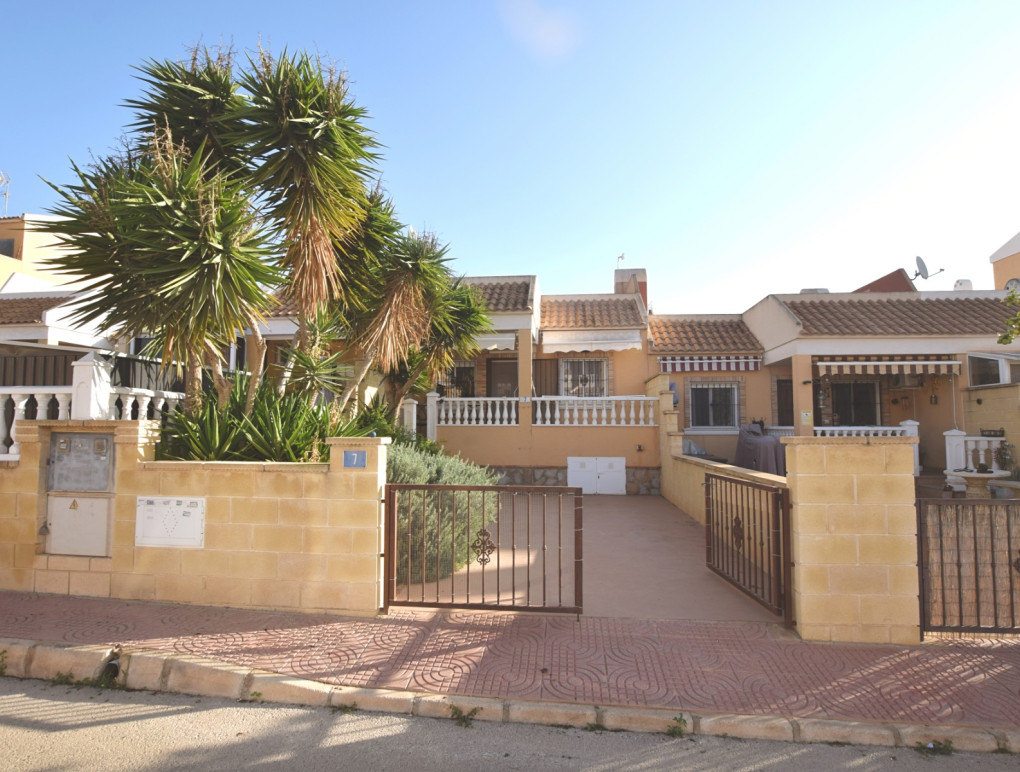 Resale - Bungalow - Ciudad Quesada - Doña Pepa