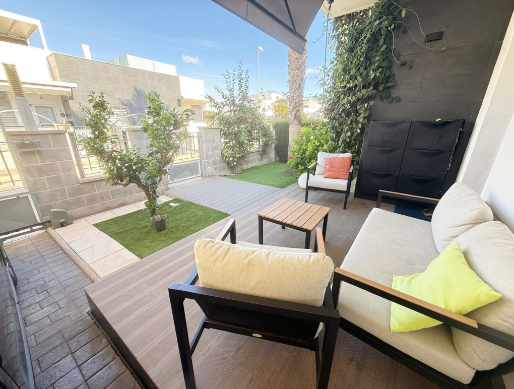 Resale - Bungalow - Ciudad Quesada - Pueblo Bravo