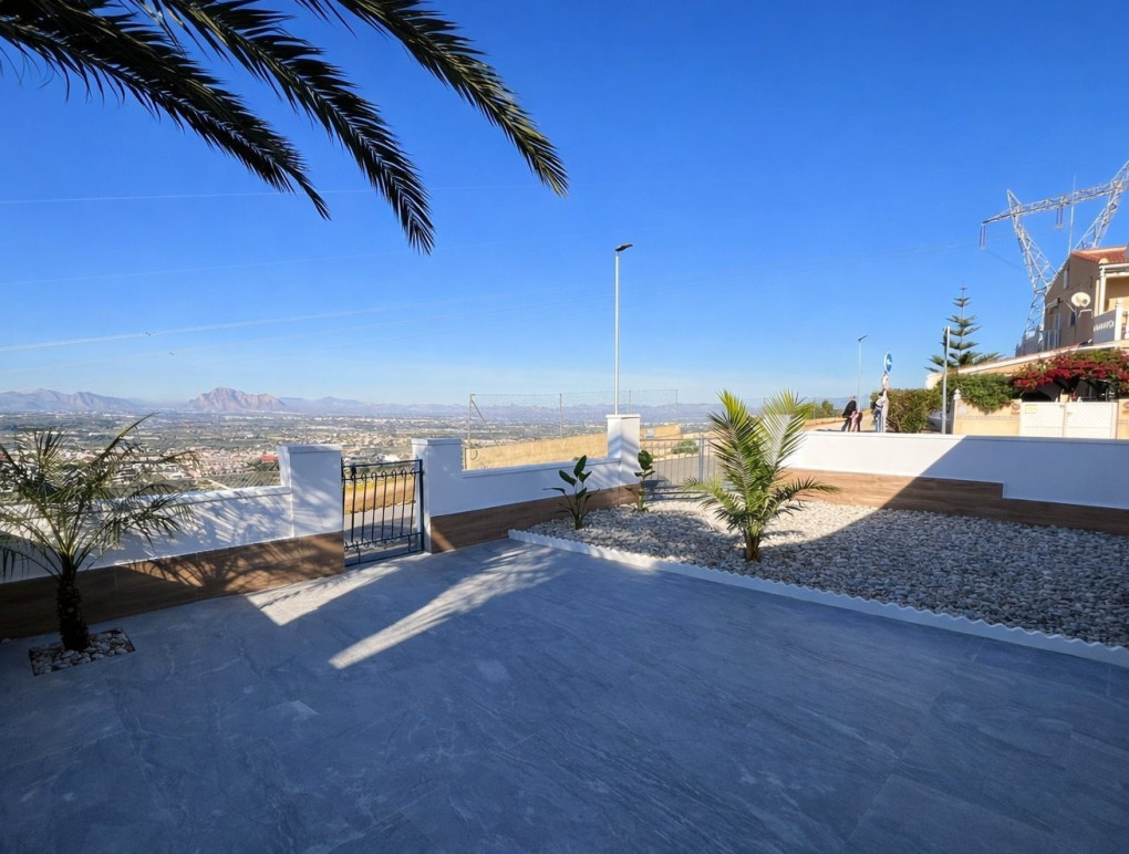 Resale - Bungalow - Ciudad Quesada