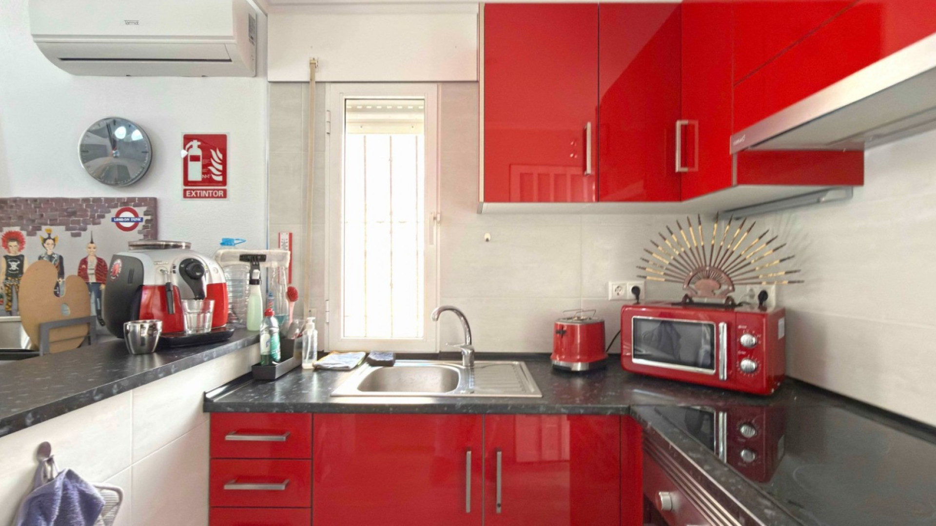 Resale - Bungalow - Orihuela Costa - La Zenia