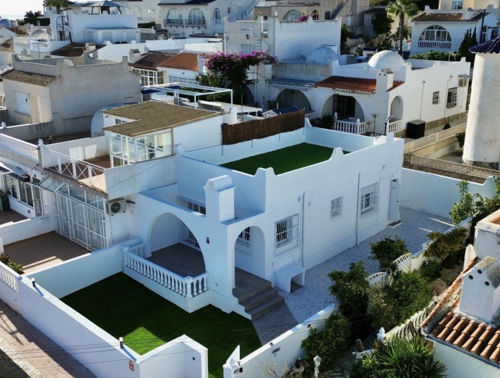 Resale - Bungalow - Orihuela Costa - Las Filipinas