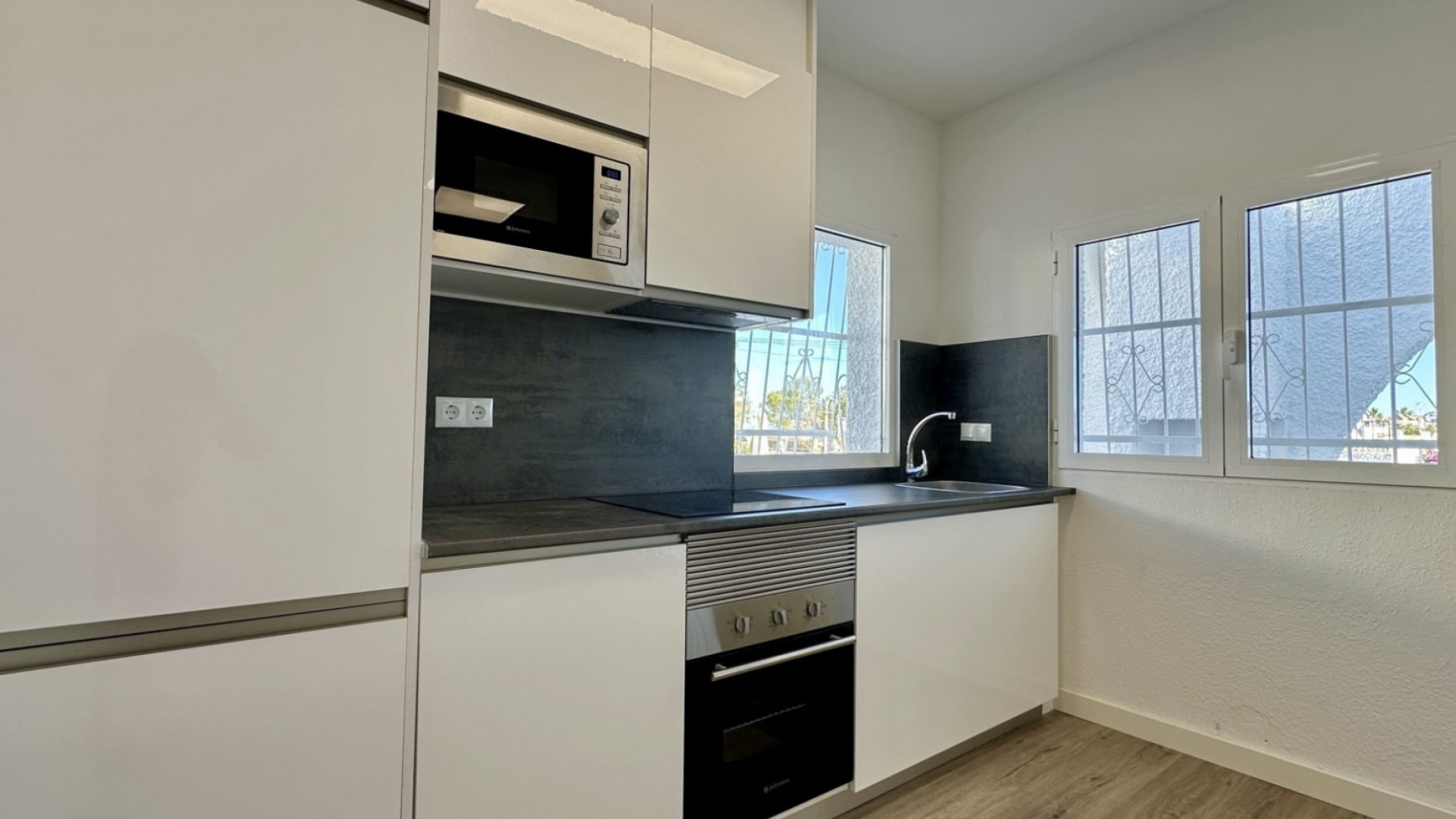 Resale - Bungalow - Orihuela Costa - Las Filipinas