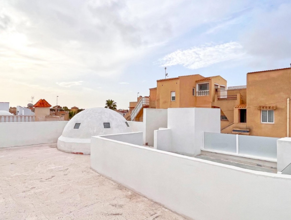 Resale - Bungalow - Orihuela Costa - Playa Flamenca