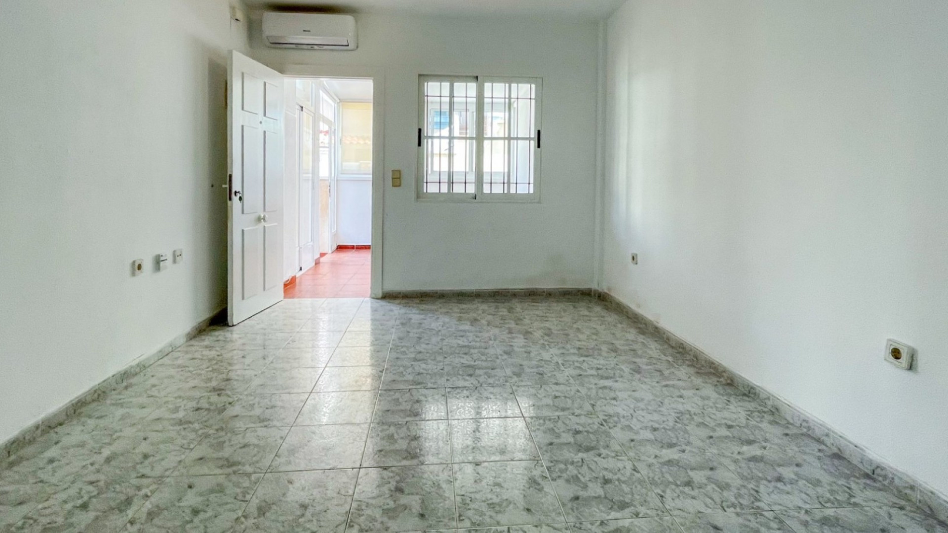 Resale - Bungalow - Orihuela Costa - Playa Flamenca