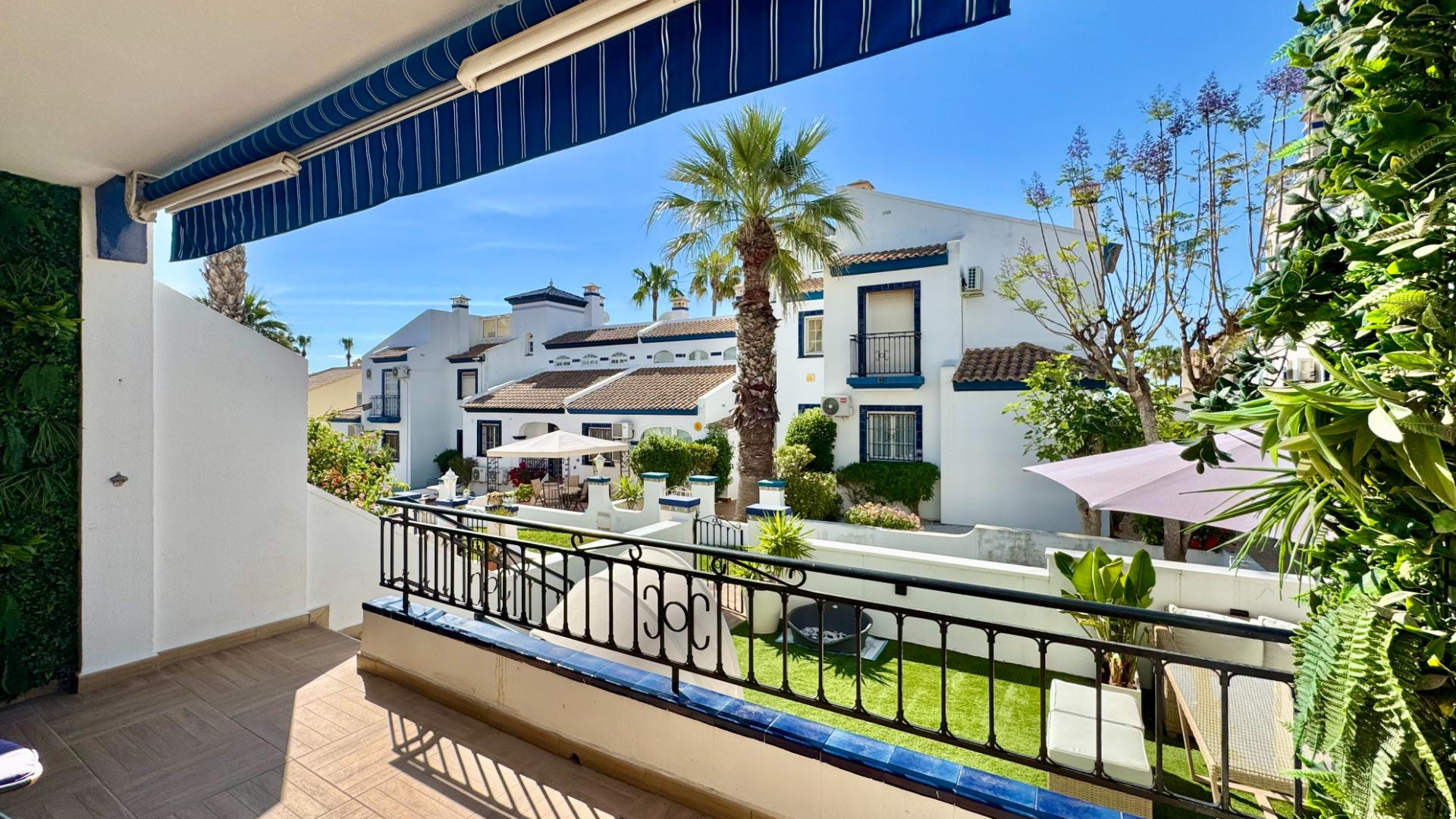 Resale - Bungalow - Orihuela Costa - Villamartín-Las Filipinas