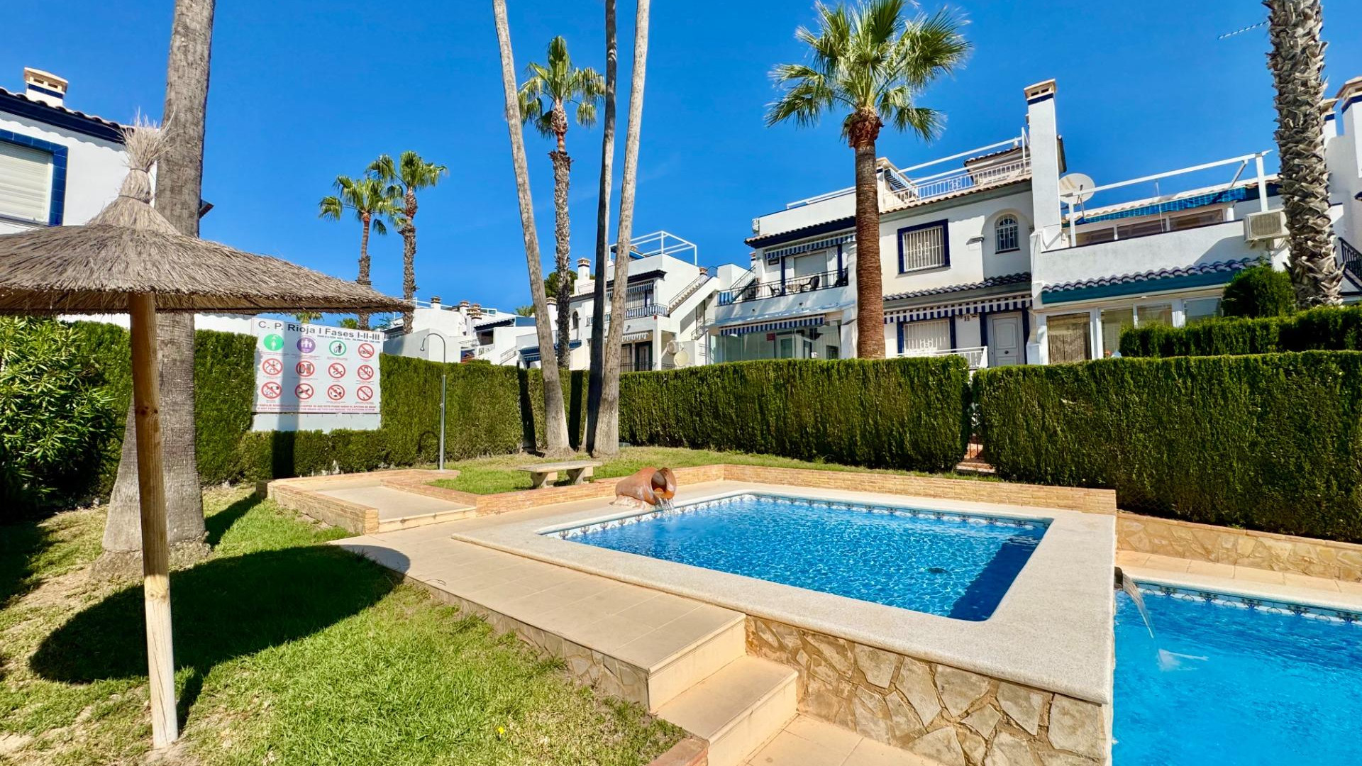 Resale - Bungalow - Orihuela Costa - Villamartín-Las Filipinas