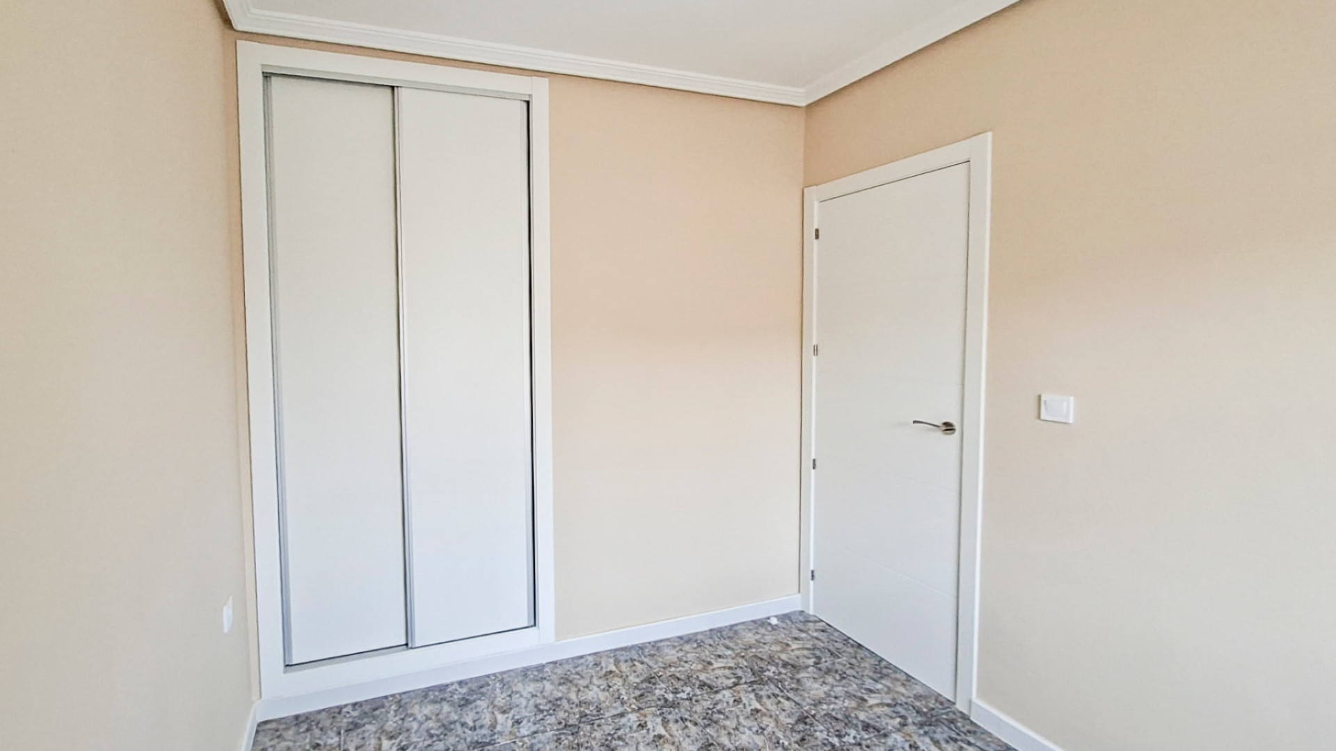 Resale - Bungalow - Orihuela Costa
