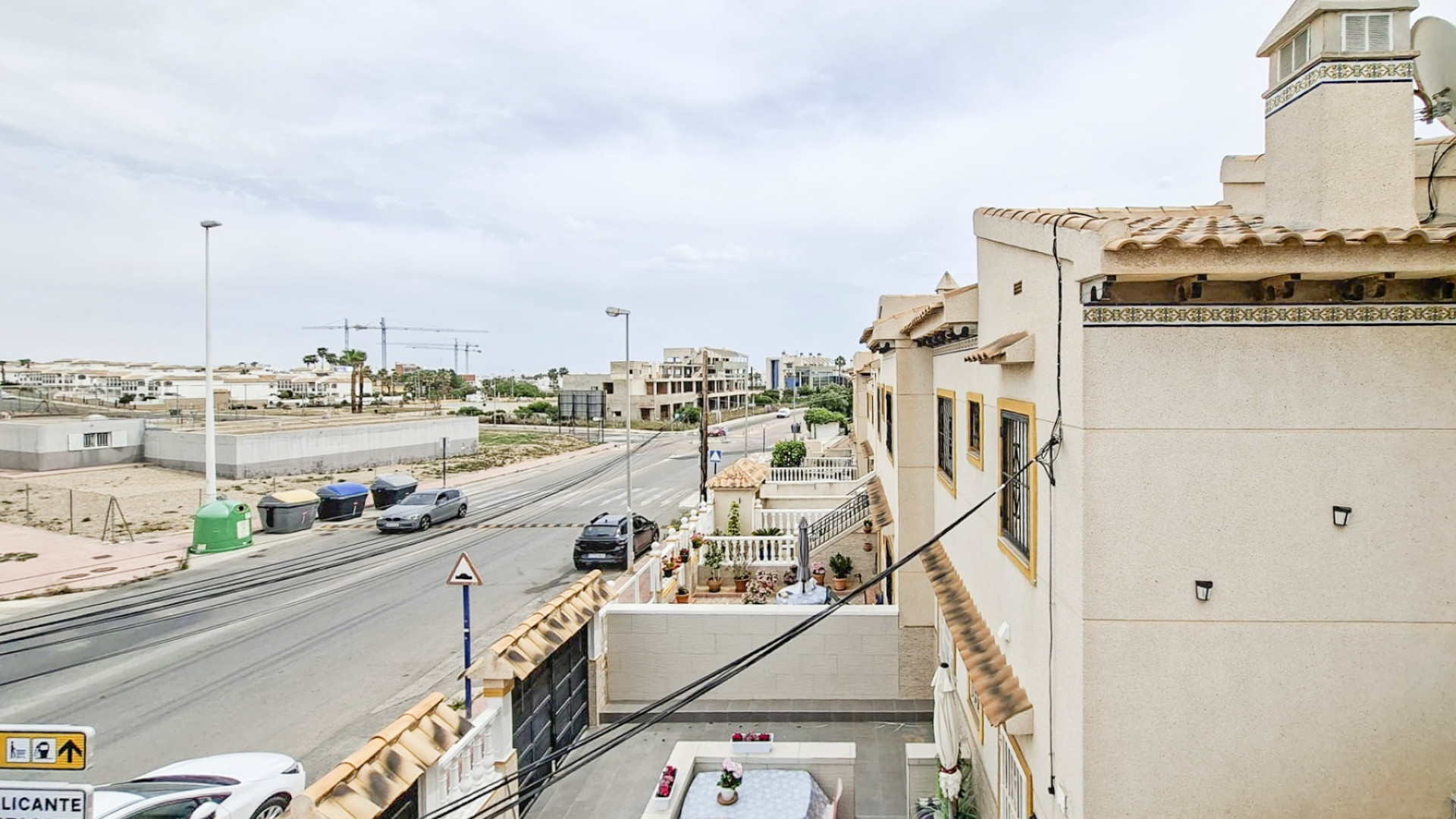 Resale - Bungalow - Orihuela Costa
