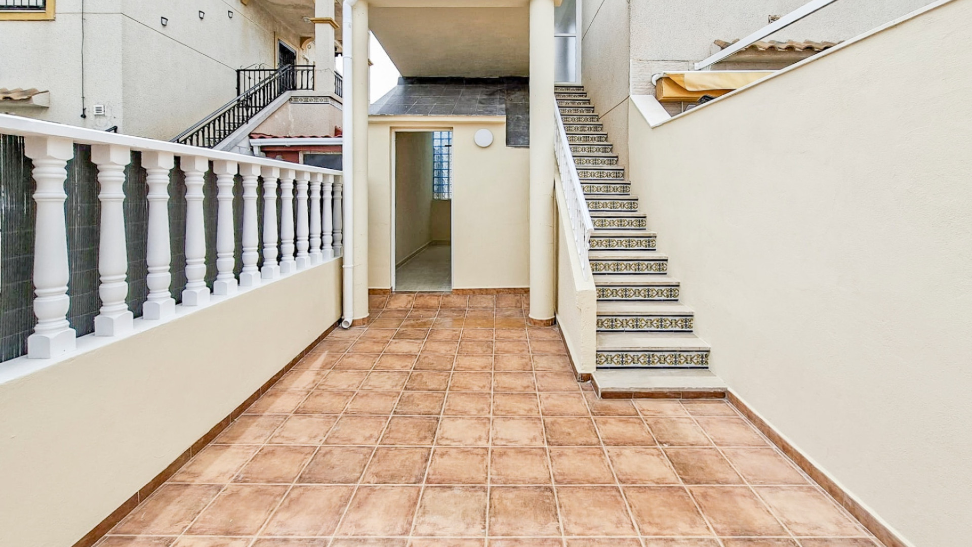 Resale - Bungalow - Orihuela Costa