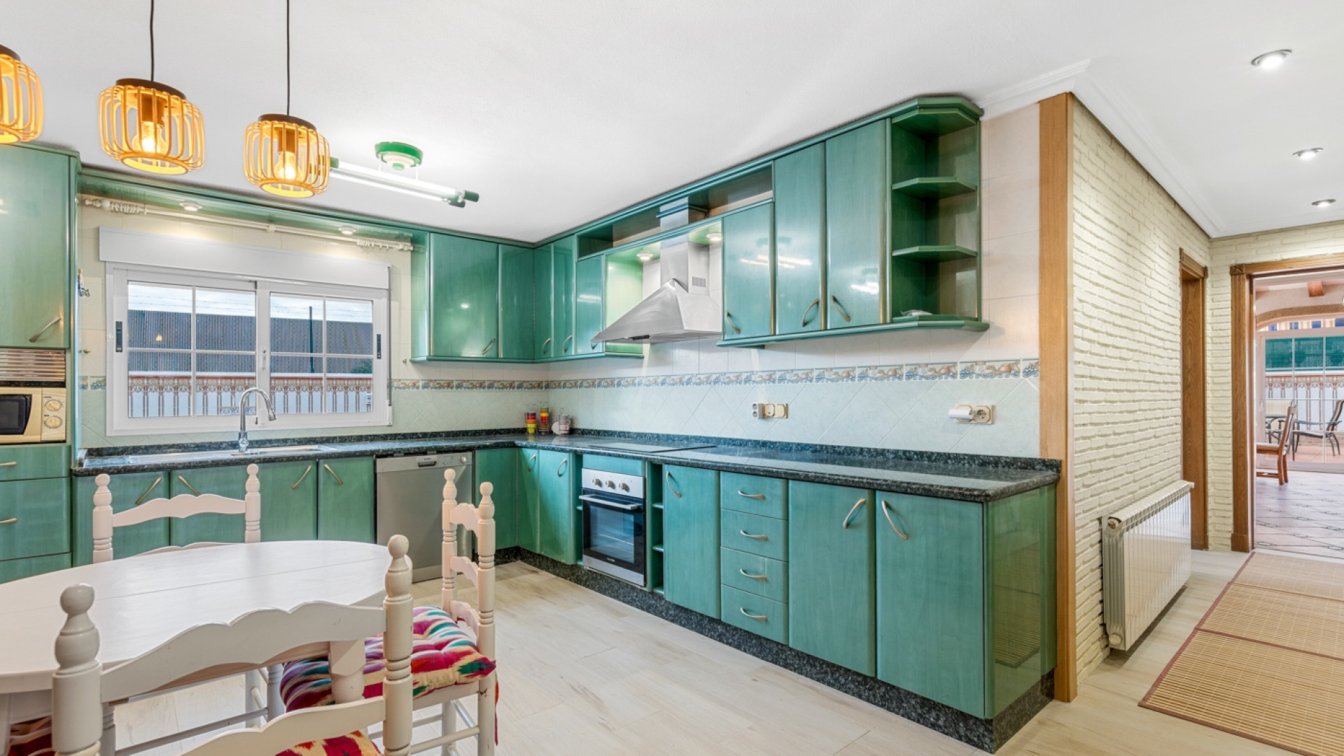 Resale - Chalet - Torrevieja