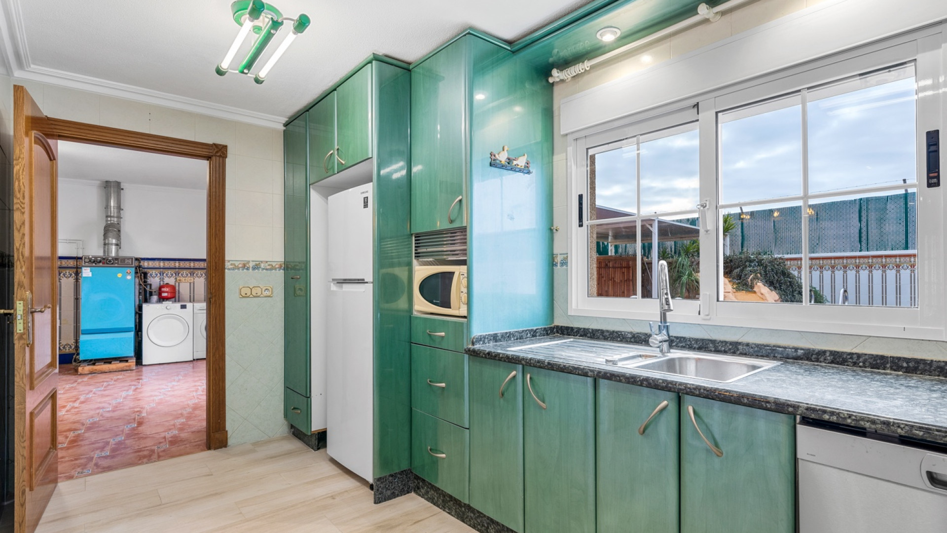 Resale - Chalet - Torrevieja