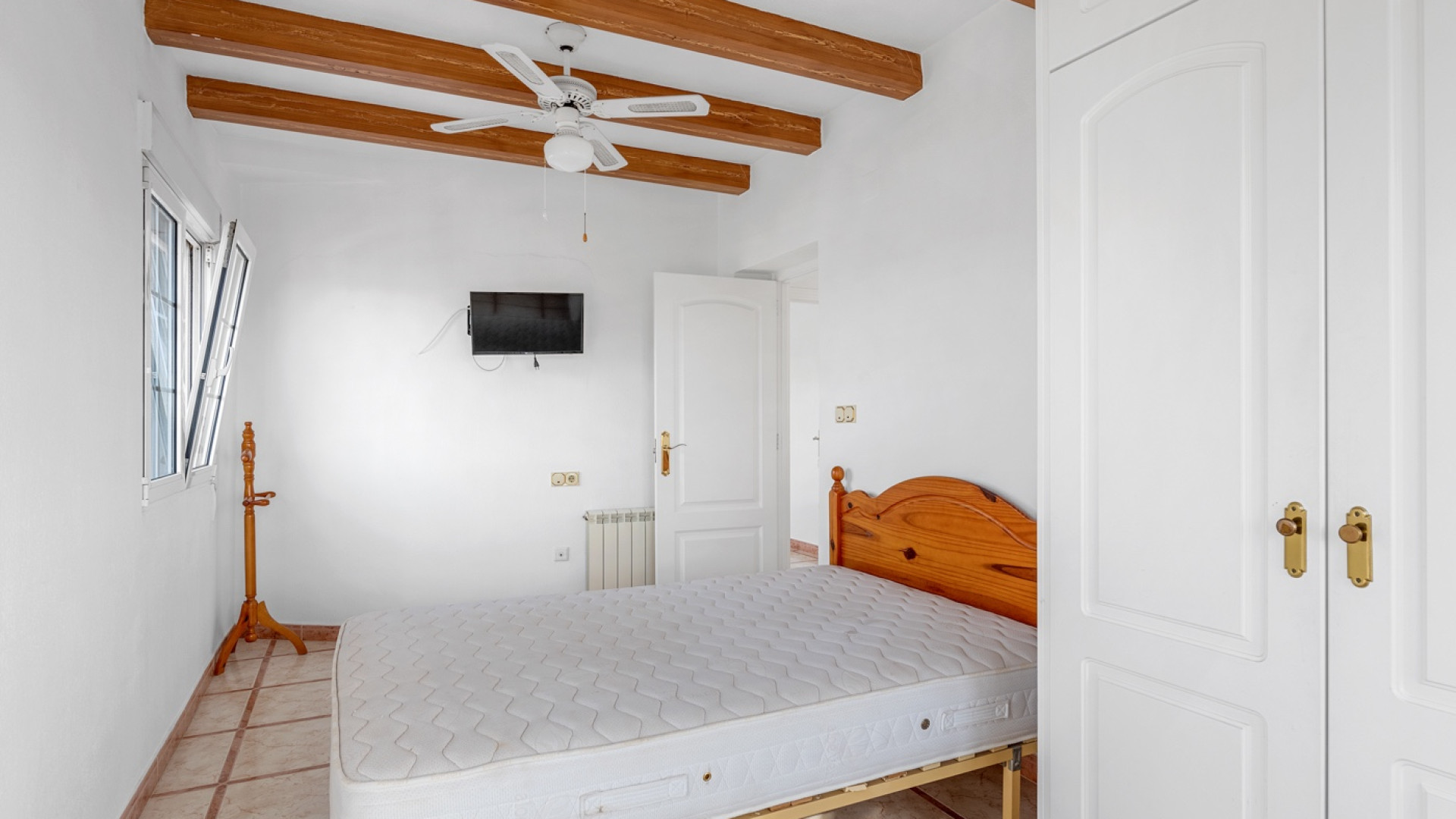 Resale - Chalet - Torrevieja