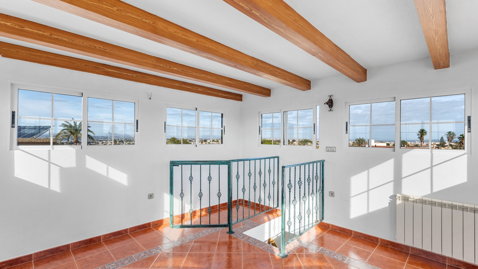 Resale - Chalet - Torrevieja