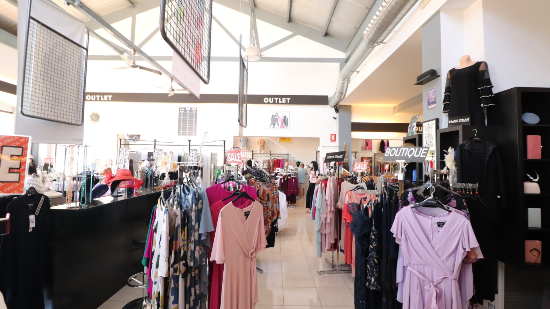 Resale - Commercial - Algorfa - La Finca Golf Resort