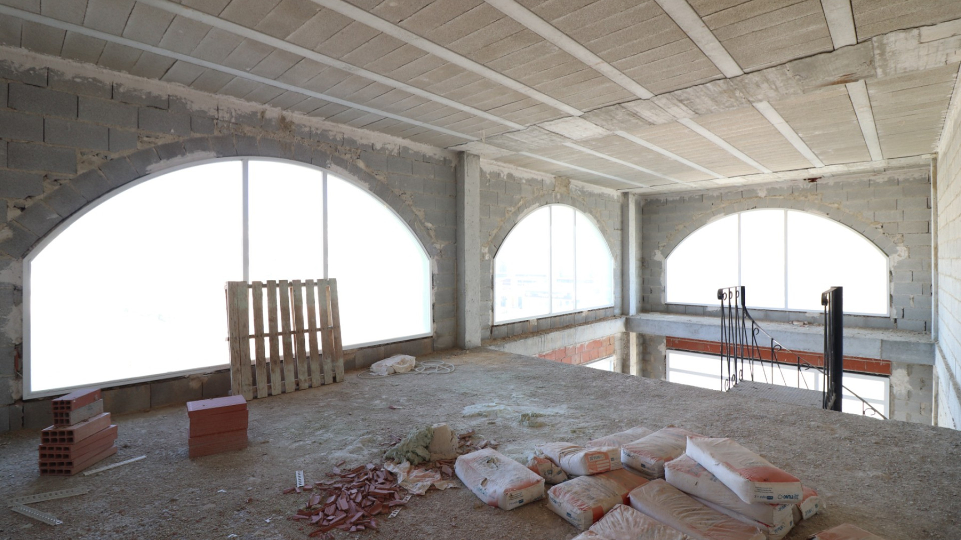 Resale - Commercial - Benimar - Benimar II