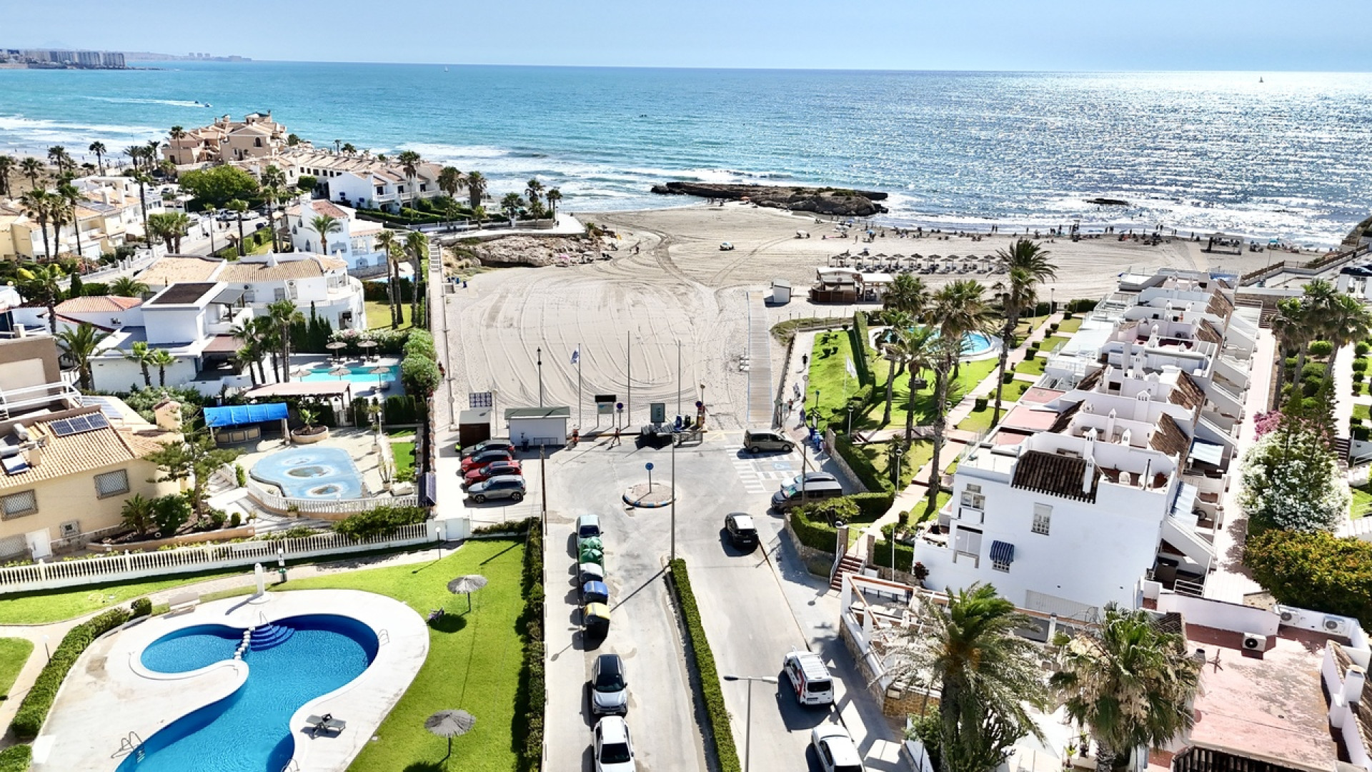 Resale - Commercial - Cabo Roig