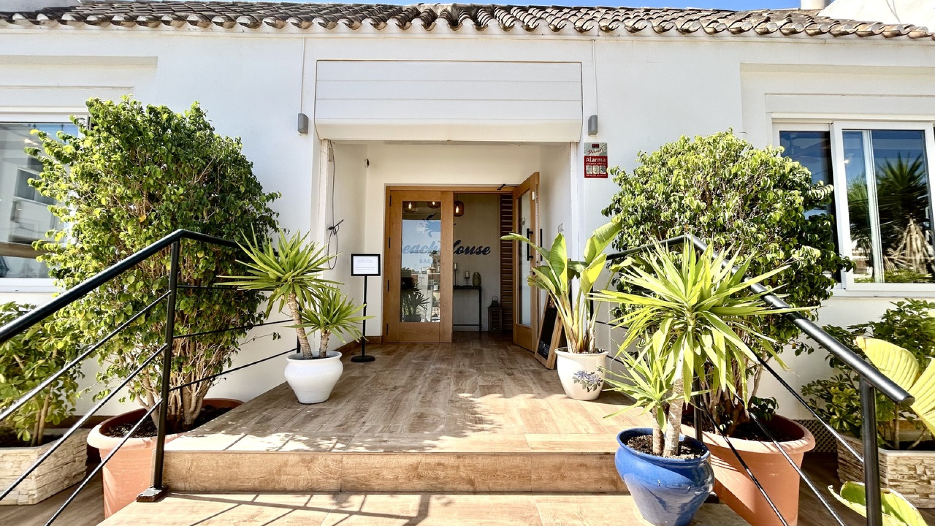 Resale - Commercial - Cabo Roig