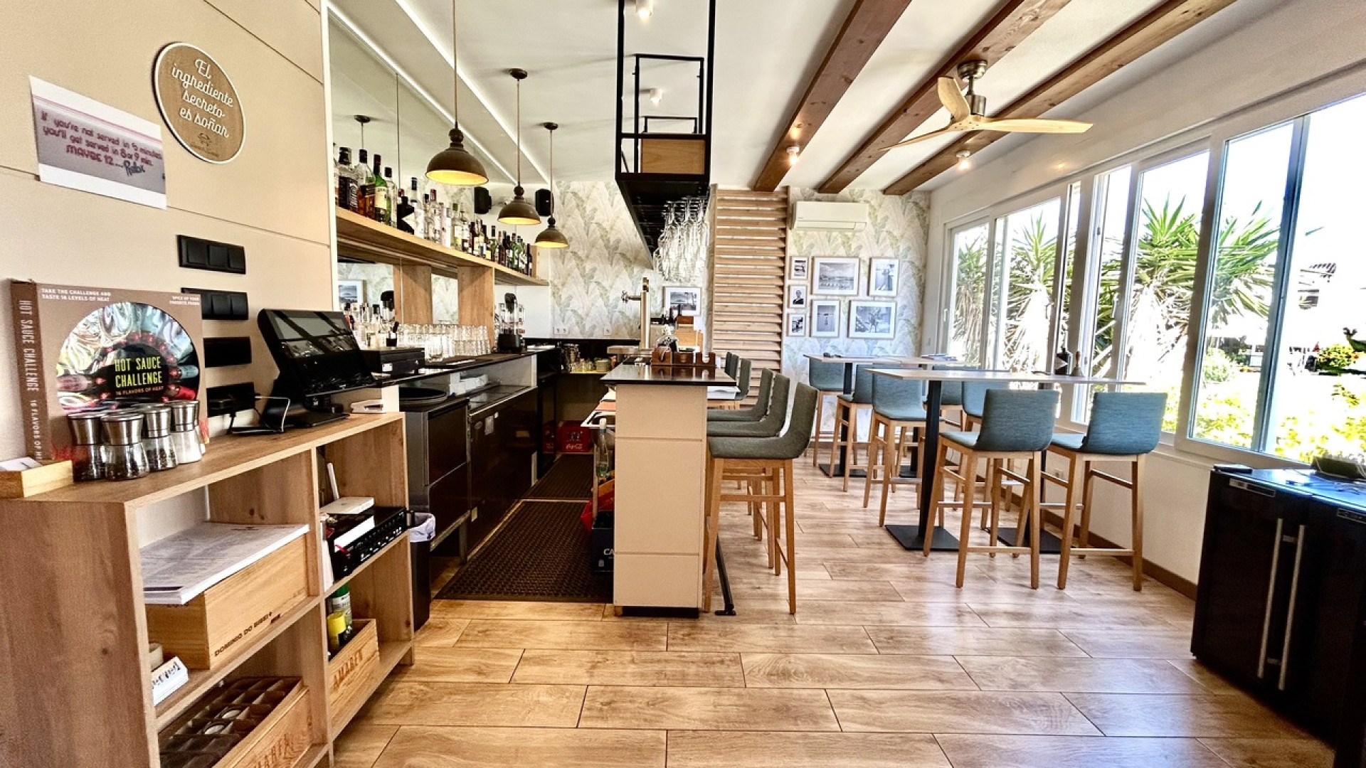 Resale - Commercial - Cabo Roig