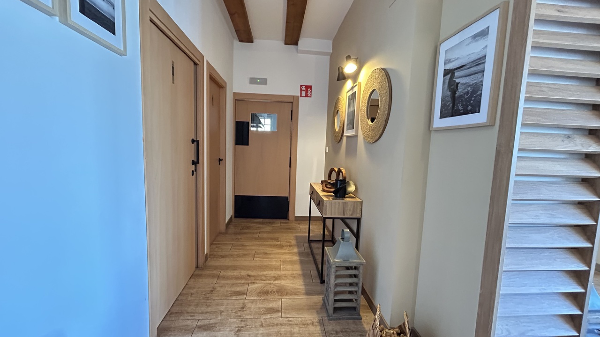 Resale - Commercial - Cabo Roig