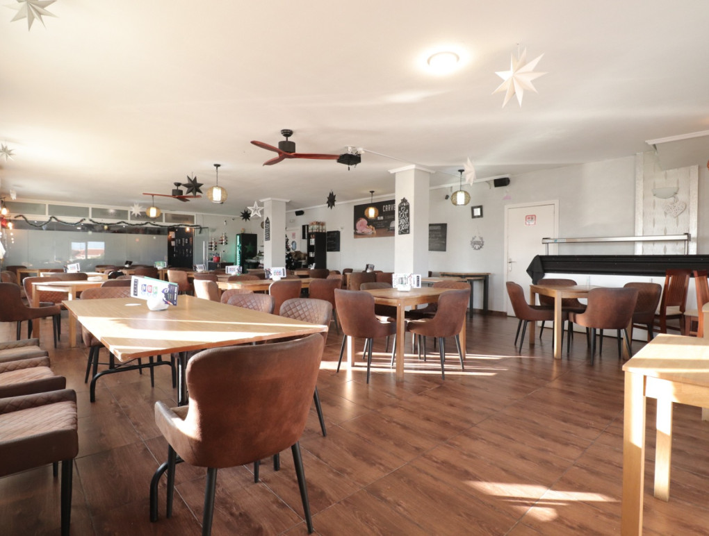 Resale - Commercial - Ciudad Quesada - Doña Pepa