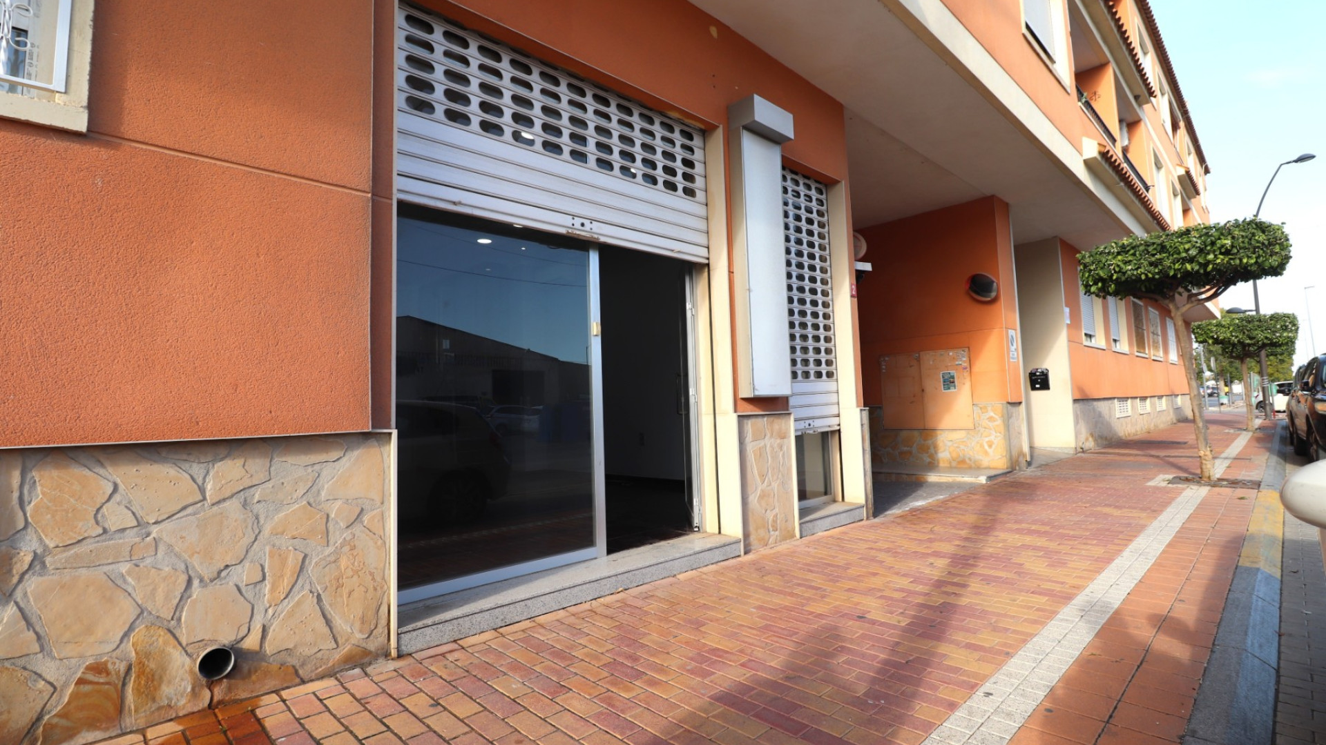 Resale - Commercial - Formentera del Segura - Formentera - Village