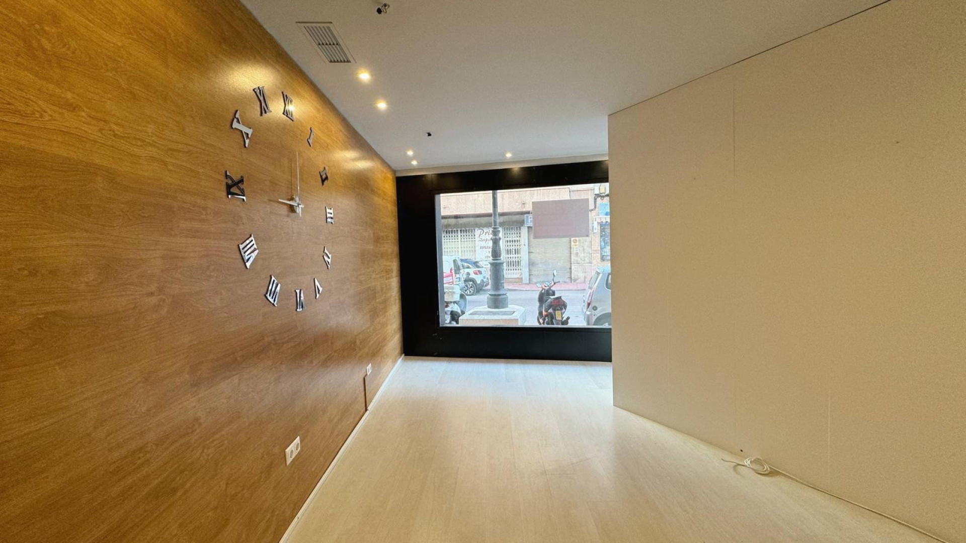 Resale - Commercial - Guardamar del Segura