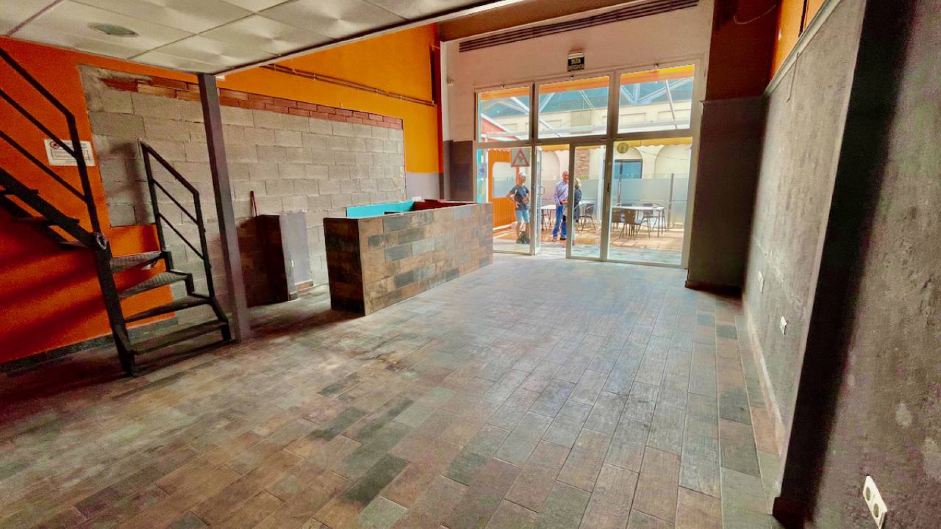 Resale - Commercial - La Finca Golf - La finca Golf