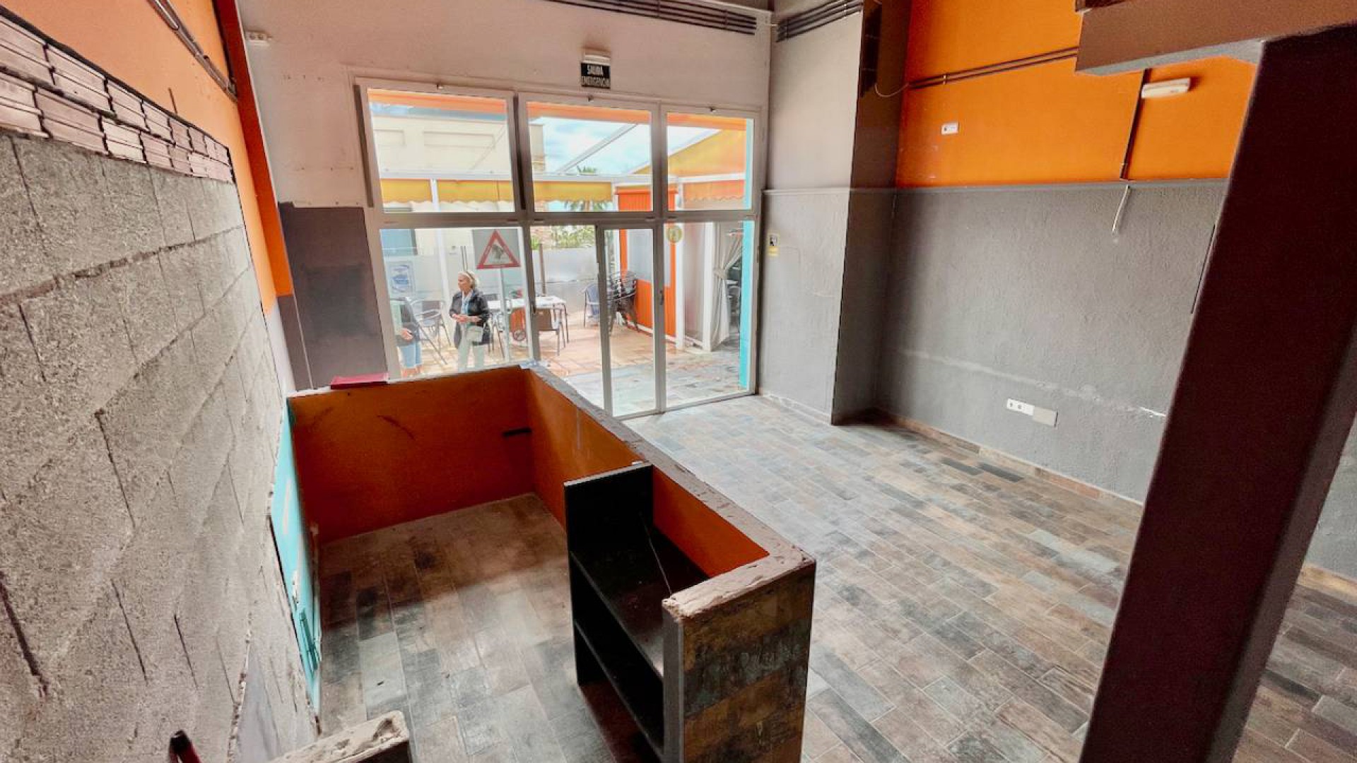 Resale - Commercial - La Finca Golf - La finca Golf